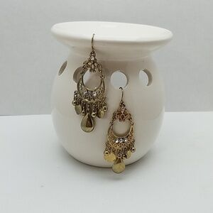 Chandilear Earrings Gold Tone